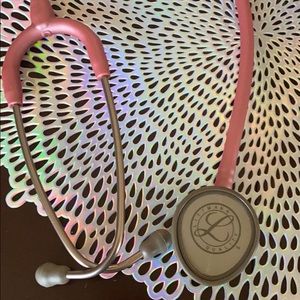 LitmN stethoscope in pink used twice only